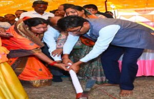वित्त मंत्री चौधरी ने पुसौर विकासखंड में 1.50 करोड़ की लागत से बनने वाले दो हाई स्कूल भवनों का भूमिपूजन किया