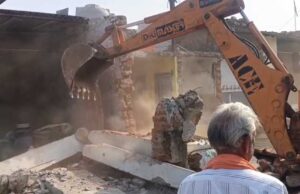 भिलाई में अवैध कब्जों पर चला निगम का बुलडोजर