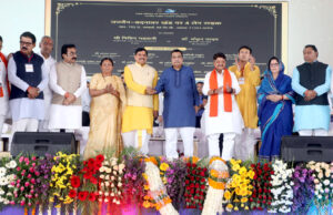 केंद्रीय मंत्री नितिन गडकरी ने मध्य प्रदेश में 69.1 किमी लंबे उज्जैन-बदनावर फोरलेन का लोकार्पण किया