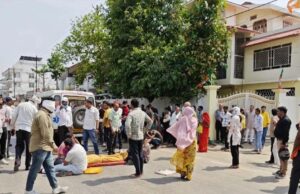 सीधी में सांसद की बहू पर लगा दुर्घटना का आरोप, परिजनों ने किया जमकर प्रदर्शन