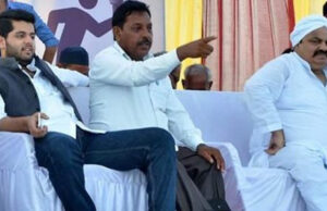 अतीक अहमद का परिवार अब जाने किस हाल में, 3 महिलाएं फरार, 2 बेटे जेल में, पुस्तैनी घर जमींदोज