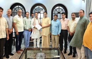 उप मुख्यमंत्री शुक्ल से आचार्य बालकृष्ण ने की सौजन्य भेंट