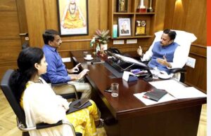प्रदेश में वरिष्ठ चिकित्सकों को 70 वर्ष तक संविदा सेवा देने का प्रस्ताव होगा तैयार : उप मुख्यमंत्री शुक्ल