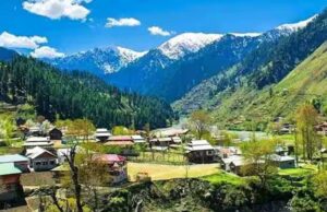 पहलगाम आतंकी हमले के बाद बंद हुए 48 पर्यटक स्थल, सुरक्षा एजेंसियों की सिफारिश पर उमर सरकार का फैसला
