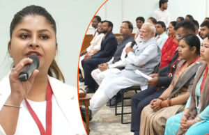 PM नरेंद्र मोदी ने बैठकर पुचका गर्ल का प्रेजेंटेशन देखा, ईशा ने 6 लाख रुपए का मुद्रा लोन लिया