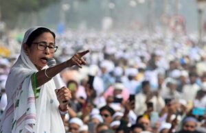 आप स्कूल लौटें, सरकार उनके वेतन की भी व्यवस्था करेगी, शिक्षकों से बोलीं ममता बनर्जी