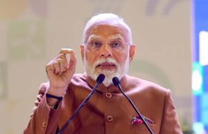 मोदी सरकार ने कई ऐसी योजनाएं शुरू की हैं, जिसकी मदद से लोग अपना कारोबार शुरू कर रहे हैं