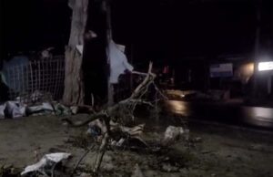 उत्तर प्रदेश में तेज आंधी तूफान बना आफत, पेड़ और बिजली के खंभे टूटे, 3 की मौत, तूफान से यातायात प्रभावित