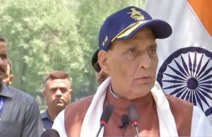 गुजरात: ‘ये सिंदूर सौंदर्य नहीं, साहस का प्रतीक’, भुज एयरबेस से बोले राजनाथ