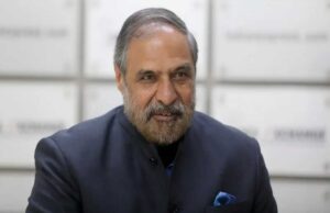कांग्रेस नेता आनंद शर्मा ने भी सांसदों को विदेश भेजने के फैसले पर मोदी सरकार की तारीफ करते हुए एक सराहनीय कदम बताया