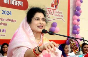 सेना के सम्मान में हुई सिंदूर यात्रा में हजारों महिलाएं हुई सम्मिलित