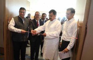 ग्रीन एनर्जी पर ध्यान दें अन्यथा बच्चों को बैग की जगह ऑक्सीजन सिलेंडर लेकर चलना पड़ेगा : ऊर्जा मंत्री तोमर