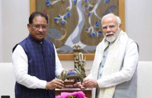 छत्तीसगढ़ के मुख्यमंत्री विष्णुदेव साय ने शुक्रवार को नई दिल्ली में प्रधानमंत्री नरेंद्र मोदी से मुलाक़ात की