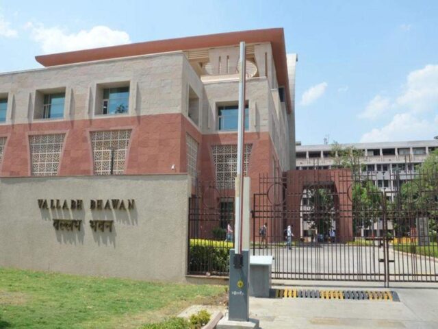 Vallabh_Bhawan-2.jpg