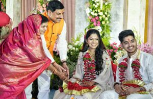 सीएम मोहन यादव के घर एक बार फिर गूंजेगी शहनाई, छोटे बेटे अभिमन्यु ने की इशिता से सगाई