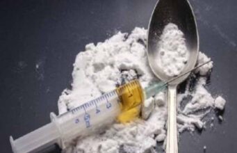 ड्रग्स रैकेट का भंडाफोड़: मुंबई में करोड़ों की नशीली दवाएं बरामद, दो गिरफ्तार