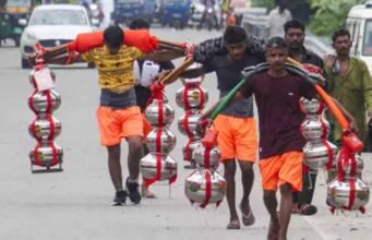 कड़ी सुरक्षा व्यवस्था के बीच कांवड़ यात्रा हुई आरंभ, हजारों कांवड़िए गंगा जल भरने हरिद्वार पहुंचे