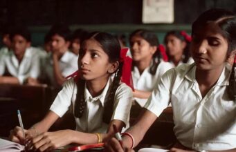 शिक्षा की चुनौती: 13 करोड़ से अधिक लड़कियां आज भी नहीं जा पातीं स्कूल, UNESCO की चेतावनी