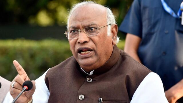 Mallikarjun_Kharge_92_1.jpg