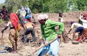 संसद ने मनरेगा खत्म करने वाले बिल को दी मंजूरी, वीबी जी राम जी कानून की राह आसान