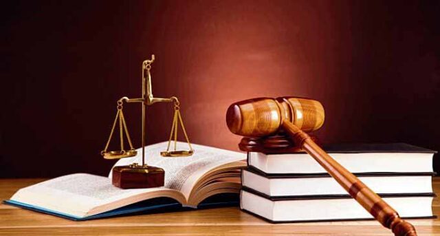 court_hammar3.jpg