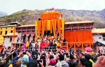 श्रद्धालुओं के लिए खुशखबरी! बदरीनाथ धाम के कपाट खुलने की तारीख तय, 23 अप्रैल से खुलेंगे