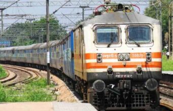 मालदा मंडल की ट्रेनों की डिमांड, होली में यात्रियों को लंबी प्रतीक्षा का सामना