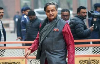 भारत-US ट्रेड डील पर शशि थरूर का तंज: सफलता का जश्न बाद में, पहले देश को पूरी सच्चाई