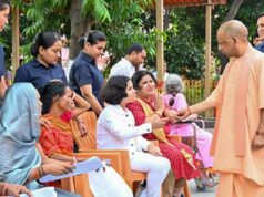 बच्चों के मसीहा बने सीएम योगी: शिक्षा, उपचार और सहायता—सब कुछ तुरंत