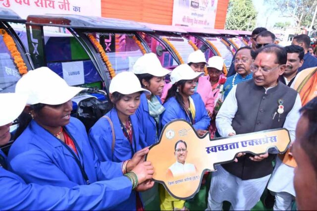 MAhila_01.jpg