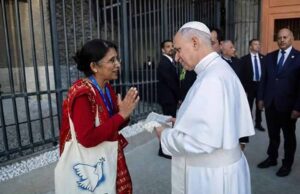 स्वदेश का धागा – ग्रामीण भारत की करघे से बुनी कहानी