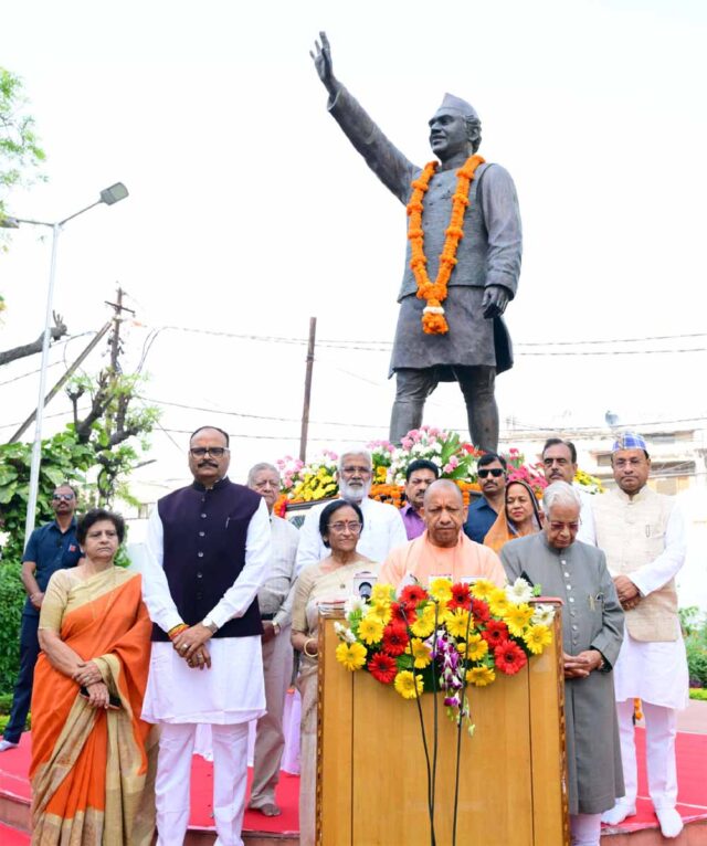 Yogi_01-6.jpg