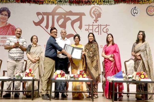 nARI_sHAKTI_01.jpg