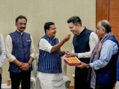 सांसदों के टूटने से AAP संकट में, संसद में NDA को मिला रणनीतिक बढ़त