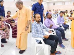 चुनाव प्रचार से पहले योगी का जनता दर्शन, अधिकारियों को समयसीमा में समाधान के आदेश