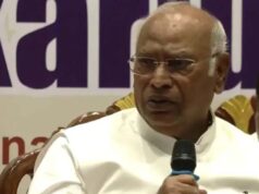 कांग्रेस अध्यक्ष खड़गे ने PM मोदी को ‘आतंकवादी’ कहा, फिर सफाई दी