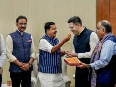 AAP में बगावत, 7 बागी सांसदों की बीजेपी में शामिल होने की मंजूरी मिली सभापति से