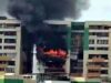 इंदिरापुरम हाईराइज में आग से हड़कंप: गौर ग्रीन एवेन्यू में 8 फ्लैट प्रभावित, दमकल की 20 गाड़ियां मौके पर