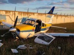 लैंडिंग में गड़बड़ी से हादसा: यूपी में ट्रेनिंग एयरक्राफ्ट रनवे से भटका, पायलट सुरक्षित