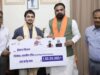 बिहार के लाल ईशान किशन पर गर्व, मुख्यमंत्री सम्राट चौधरी ने सौंपा 1 करोड़ का चेक