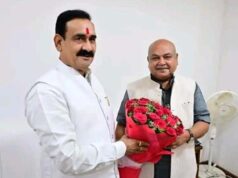 क्या दतिया में BJP की बड़ी रणनीति तैयार? नरोत्तम मिश्रा की मुलाकात ने बढ़ाई सियासी चर्चाएं