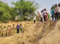 चीखों से गूंजा गांव: मिट्टी का टीला गिरने से 8 दबे, 3 की मौत