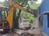 अवैध कब्जों पर कार्रवाई जारी, बंगाल में TMC नेता के दफ्तर पर चला बुलडोजर
