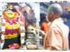 योगी आदित्यनाथ ने किया बाबा विश्वनाथ व काल भैरव के मंदिर में दर्शन
