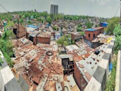 आवास को लेकर बढ़ी खींचतान: झुग्गियों पर सरकारी कर्मचारियों ने भी ठोका हक