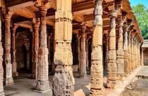 Bhojshala मामले में हाई कोर्ट का अहम निर्णय, मंदिर परिसर घोषित; मुस्लिम पक्ष को अलग भूमि मिलेगी
