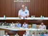 शासन के मिशन मोड में किए जाने वाले कार्यों की हुई समीक्षा मुख्य सचिव ने अधिकारियों की ली बैठक