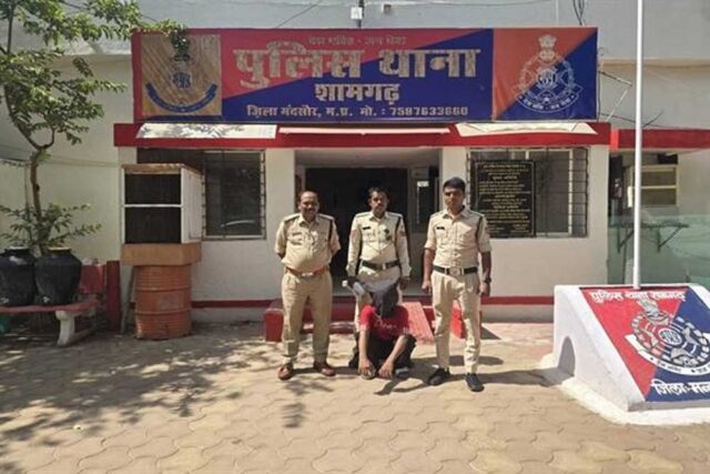 Police_02-3.jpg