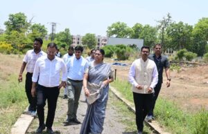 स्वच्छता, आवास, तालाब सौंदर्यीकरण एवं ईको पार्क का किया अवलोकन