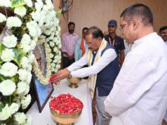 वैशाली नगर विधायक रिकेश सेन के निवास पहुंचकर व्यक्त की गहरी संवेदना, दिवंगत आत्मा की शांति के लिए की प्रार्थना